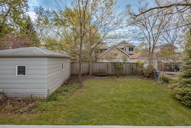 1204 Madison Street, Evanston, IL 60202