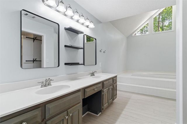 232 Nacoochee Drive, Woodstock, GA 30188