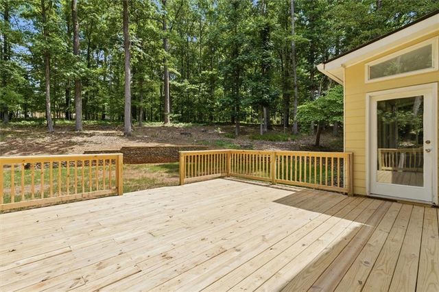 232 Nacoochee Drive, Woodstock, GA 30188