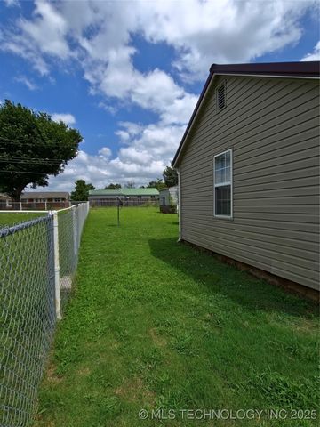 322 N Skinner Avenue, Drumright, OK 74030