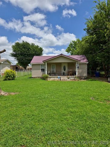 322 N Skinner Avenue, Drumright, OK 74030