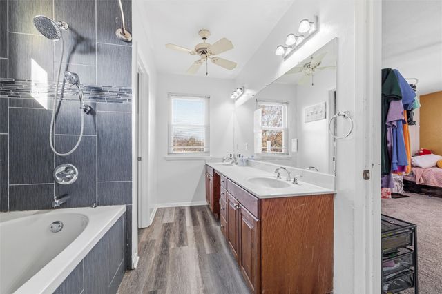 736 NW Wood Street, Burleson, TX 76028