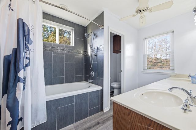 736 NW Wood Street, Burleson, TX 76028