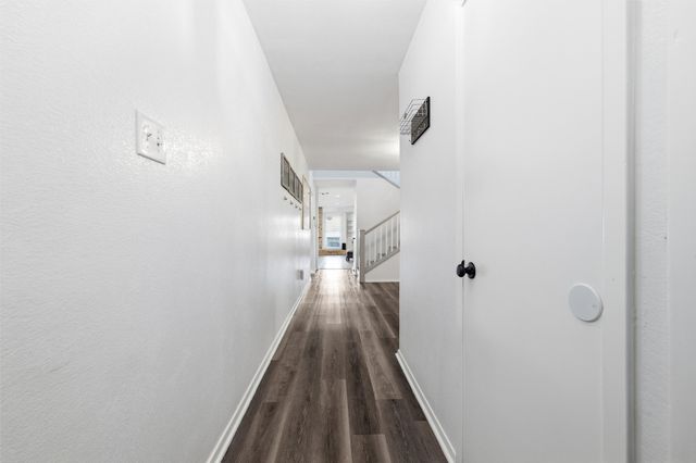 736 NW Wood Street, Burleson, TX 76028