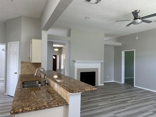 11411 Oak Lake Vista Court, Sugar Land, TX 77498