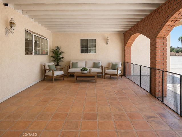 8756 Oakwood, Hesperia, CA 92345