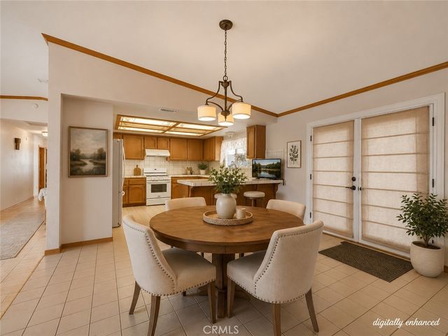 8756 Oakwood, Hesperia, CA 92345