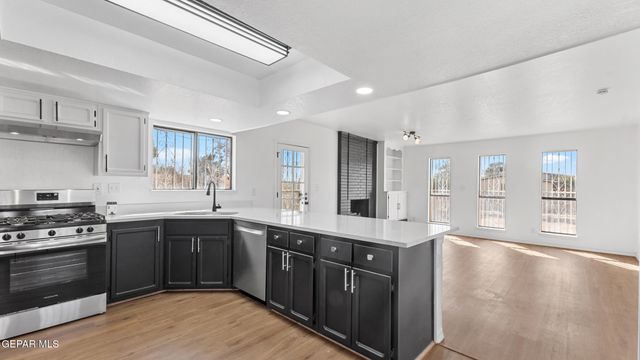 1534 MONTE SANDERS Lane, El Paso, TX 79935