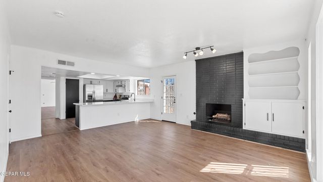 1534 MONTE SANDERS Lane, El Paso, TX 79935