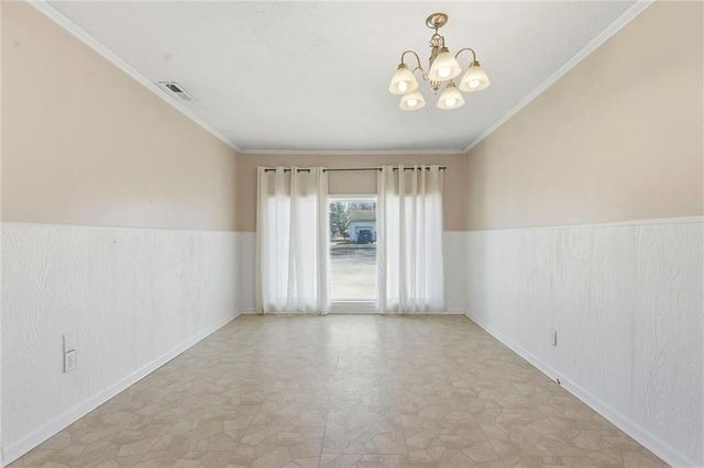 13302 11th Street, Grandview, MO 64030