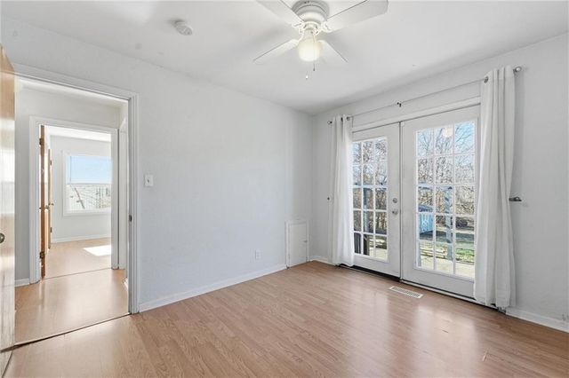 13302 11th Street, Grandview, MO 64030