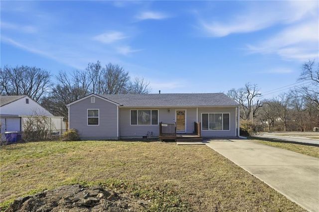 13302 11th Street, Grandview, MO 64030