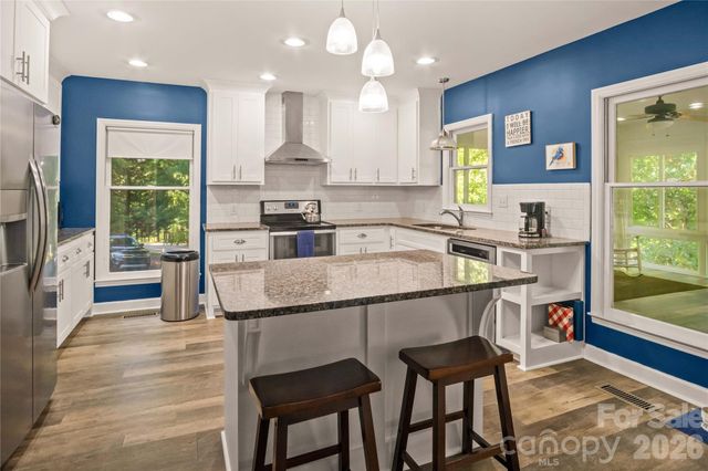 1137 Mountain Laurel Drive, Columbus, NC 28722