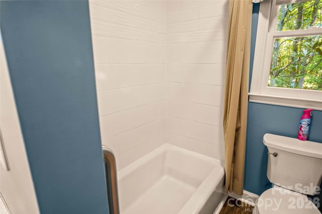1137 Mountain Laurel Drive, Columbus, NC 28722
