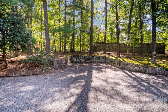 1137 Mountain Laurel Drive, Columbus, NC 28722