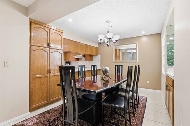 301 W Loraine Street 5, Glendale, CA 91202