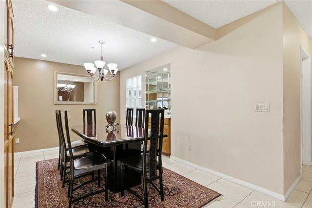 301 W Loraine Street 5, Glendale, CA 91202