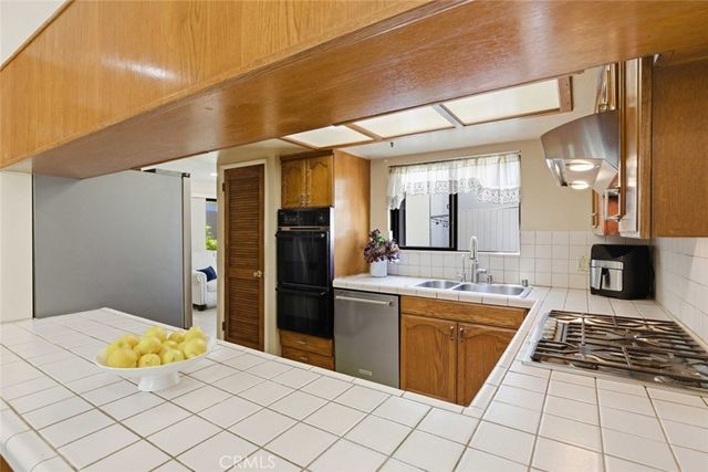 301 W Loraine Street 5, Glendale, CA 91202