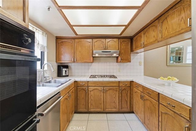 301 W Loraine Street 5, Glendale, CA 91202