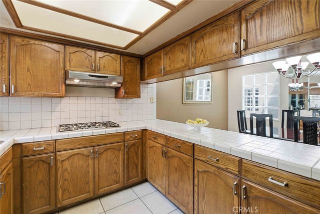301 W Loraine Street 5, Glendale, CA 91202