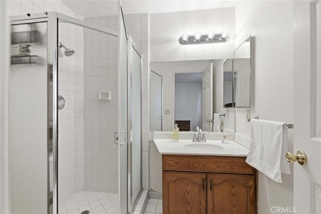 301 W Loraine Street 5, Glendale, CA 91202