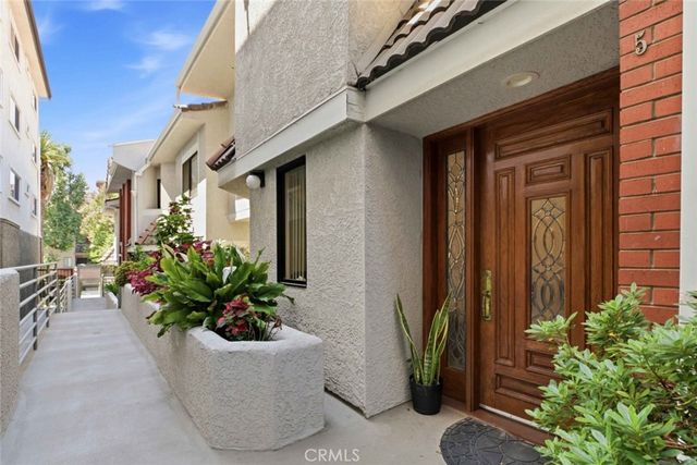 301 W Loraine Street 5, Glendale, CA 91202