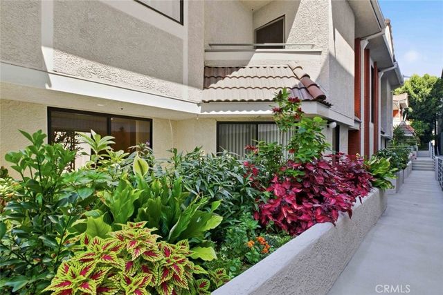 301 W Loraine Street 5, Glendale, CA 91202