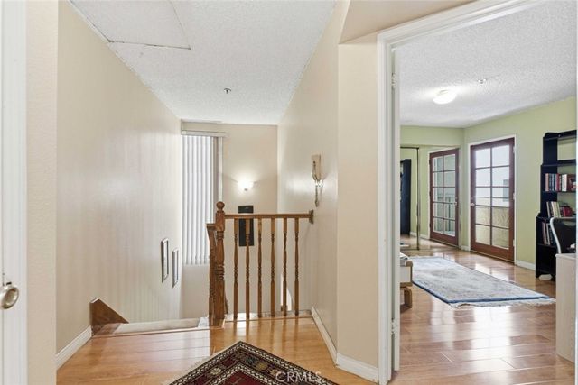 301 W Loraine Street 5, Glendale, CA 91202