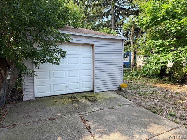 67 Thornton Ave, Buffalo, NY 14215