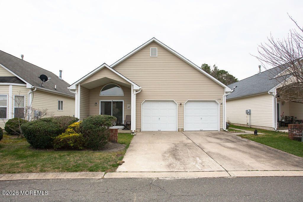 138 Atlantic Hills Boulevard, Manahawkin, NJ 08050