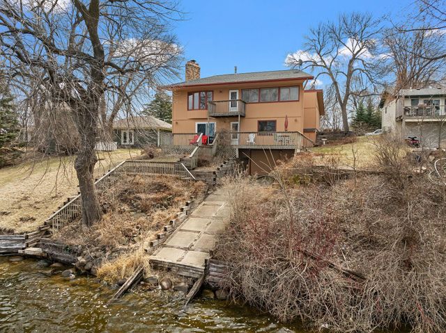 2680 S Shore Drive, Prior Lake, MN 55372