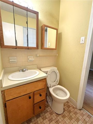 654 Ynestra Drive, Mobile, AL 36609
