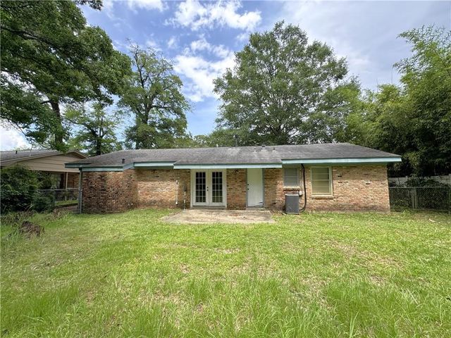 654 Ynestra Drive, Mobile, AL 36609