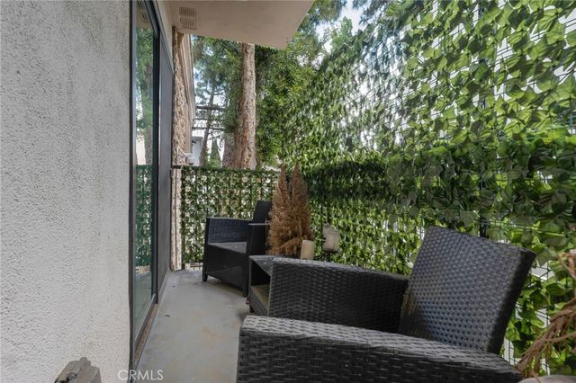 15344 Weddington Street 102, Sherman Oaks, CA 91411