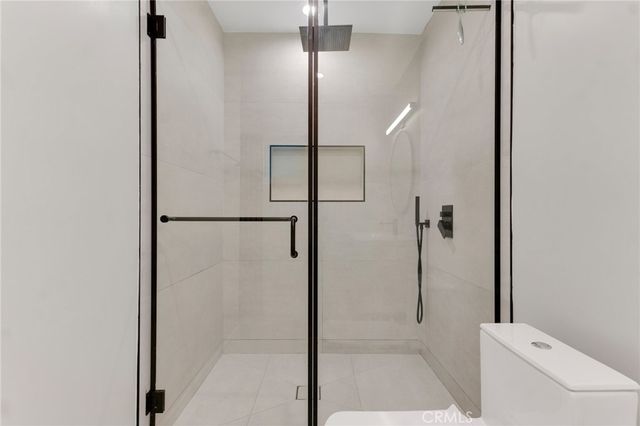 15344 Weddington Street 102, Sherman Oaks, CA 91411