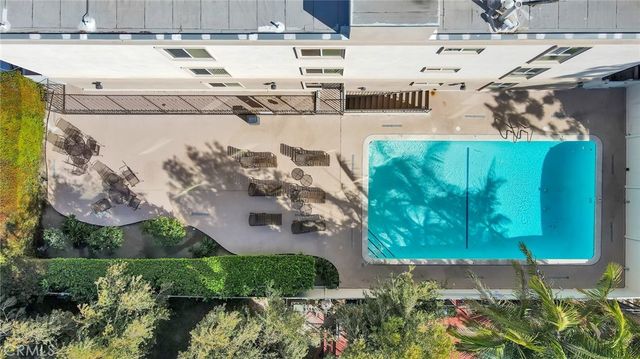 15344 Weddington Street 102, Sherman Oaks, CA 91411