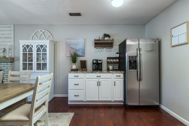 11609 Lexington Avenue NE, Albuquerque, NM 87112