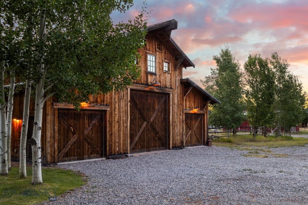 1921 E River Road, Livingston, MT 59047 photo 13