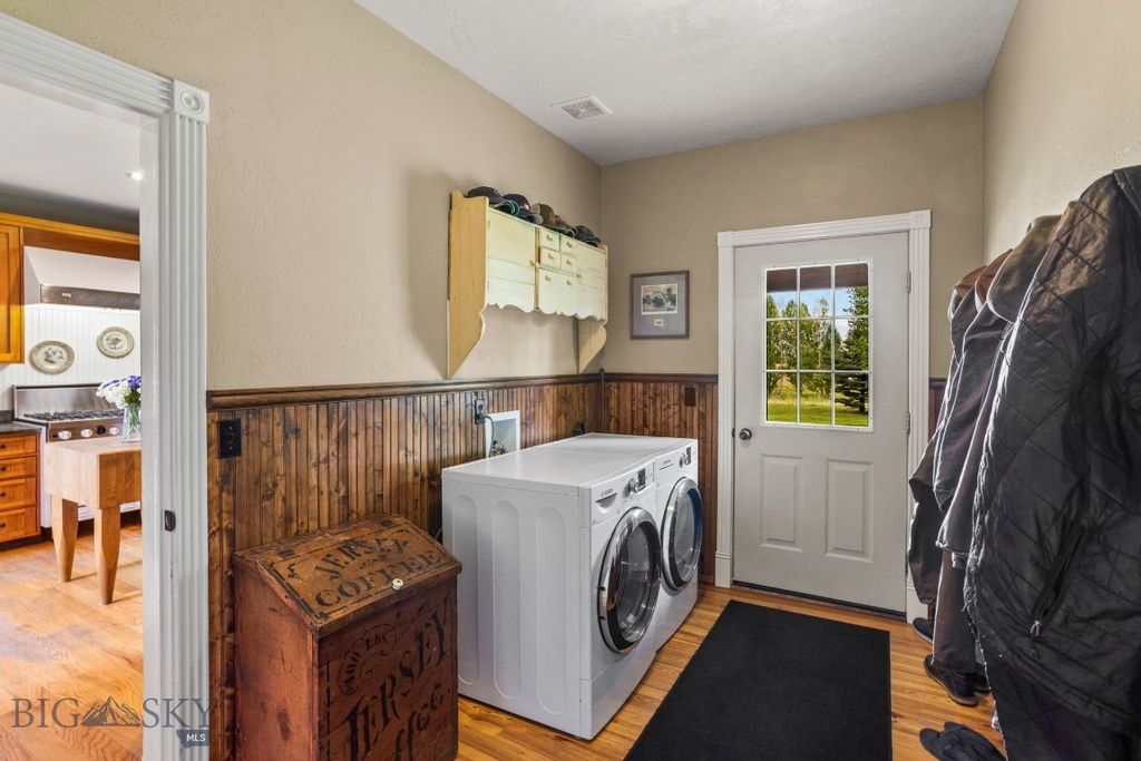 1921 E River Road, Livingston, MT 59047 photo 45