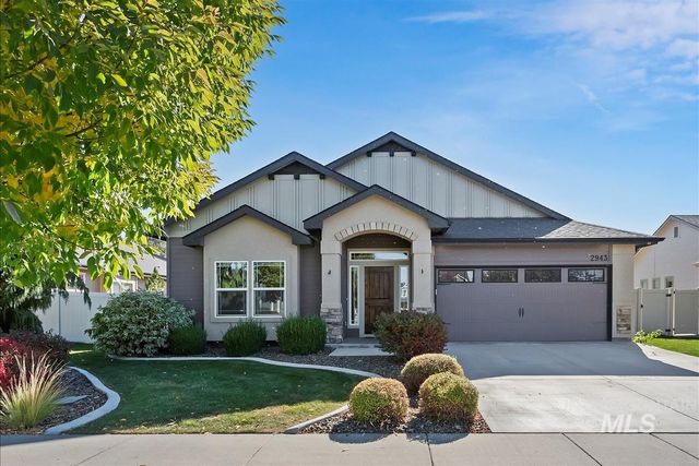 2943 E Idavada Ct, Nampa, ID 83686 property photo