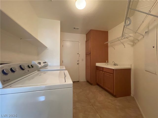 11455 Rock Cove Way, Las Vegas, NV 89141