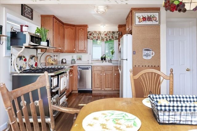 255 Lake St, Haverhill, MA 01832