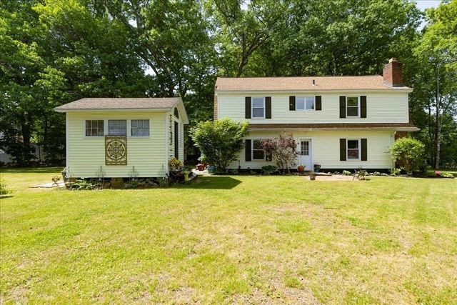 255 Lake St, Haverhill, MA 01832