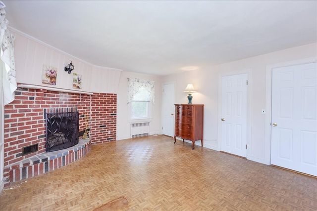 255 Lake St, Haverhill, MA 01832