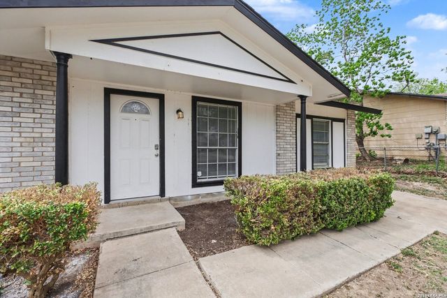 8603 Standing Rock St, San Antonio, TX 78242