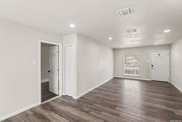 8603 Standing Rock St, San Antonio, TX 78242