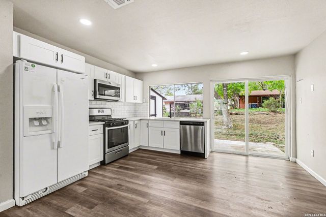 8603 Standing Rock St, San Antonio, TX 78242