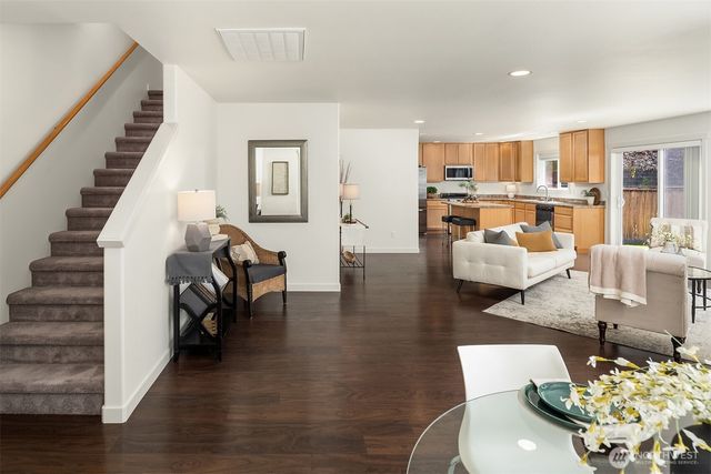 35007 SE Terrace Street, Snoqualmie, WA 98065