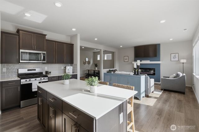 1685 NE Halden Glen Drive, Poulsbo, WA 98370