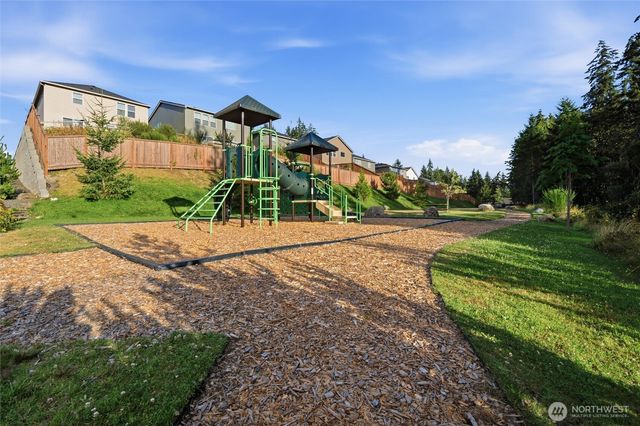 1685 NE Halden Glen Drive, Poulsbo, WA 98370